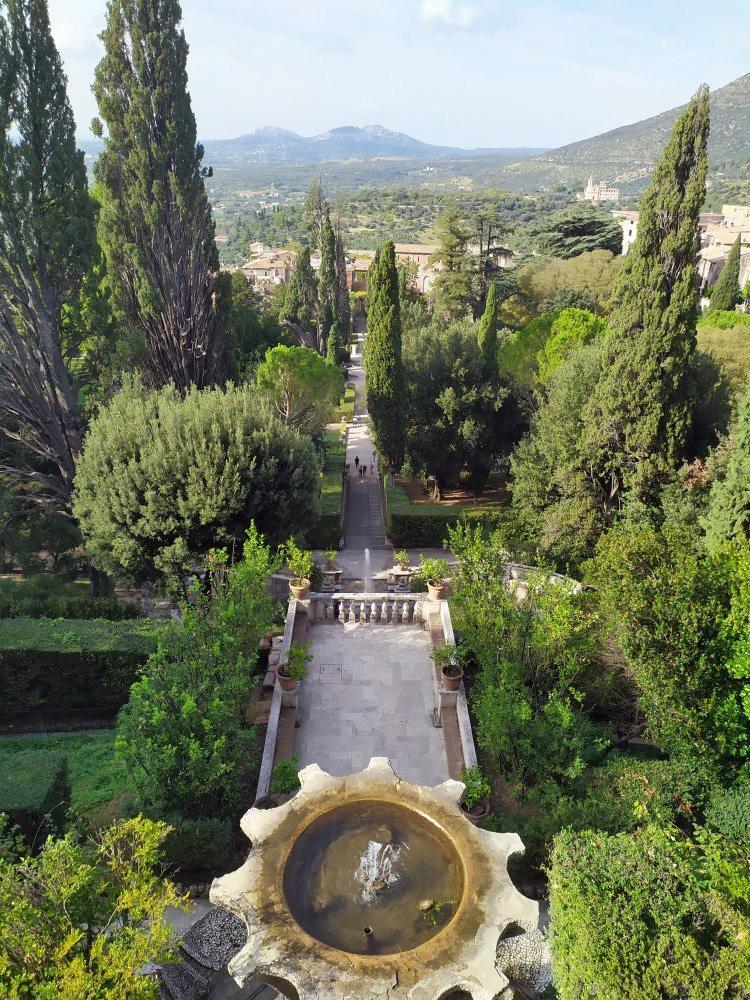 03 vue depuis une des terrasses de la villa