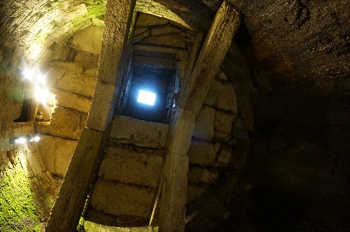 28 perugia puits e trusque